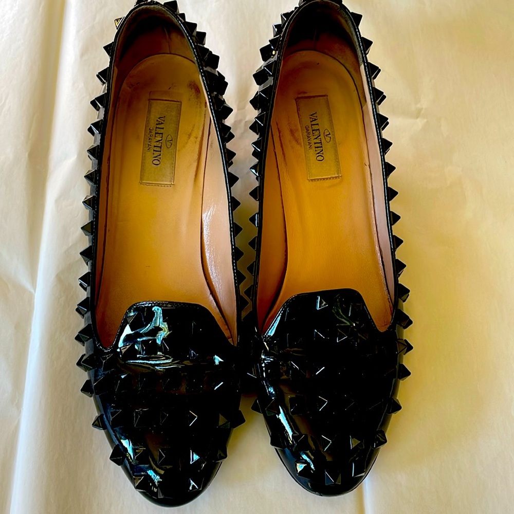 EUC Rare Valentino Garavani Rock Stud Pump 38 1/2